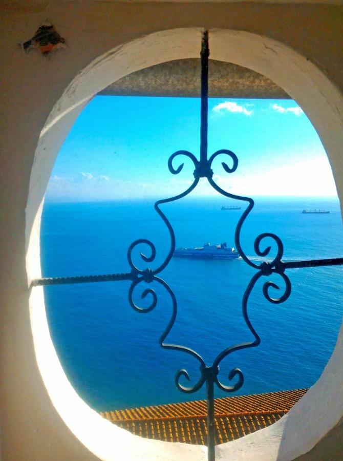La Terrazza Sul Blu -Vista Mare- Apartman Vietri Kültér fotó
