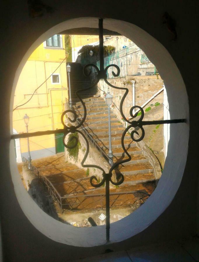 La Terrazza Sul Blu -Vista Mare- Apartman Vietri Kültér fotó